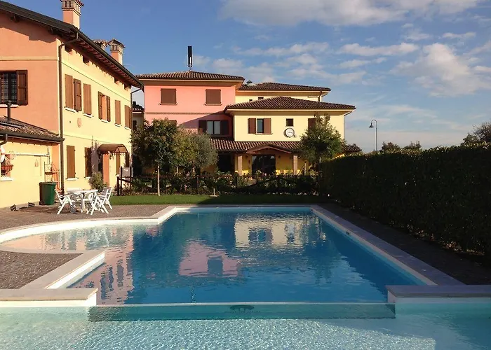 Tre Torri ホテル Medolla