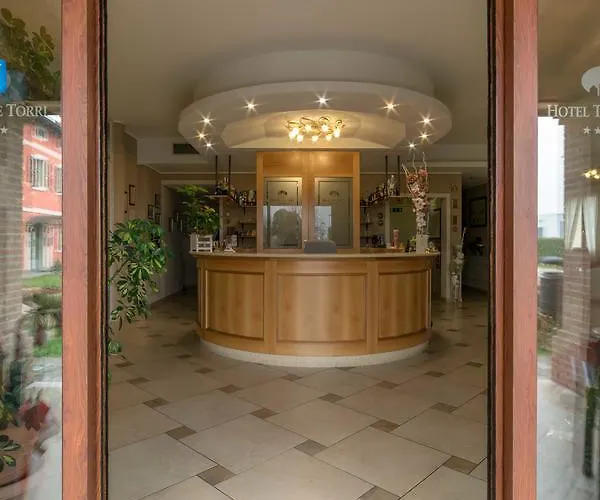 ホテル Tre Torri Medolla