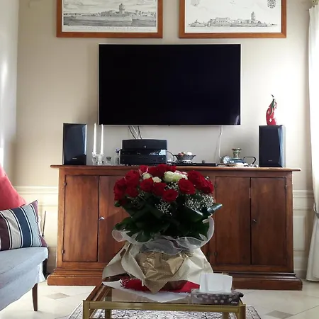 特勒特里酒店 Medolla