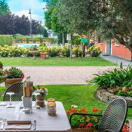 Tre Torri Отель 4*