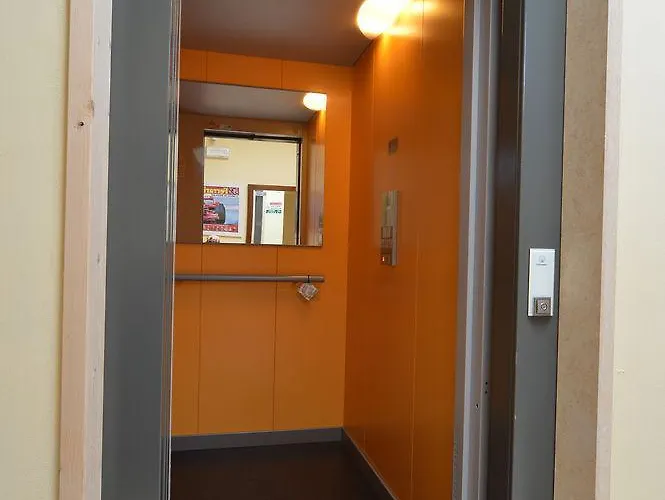 特勒特里酒店 酒店 4*